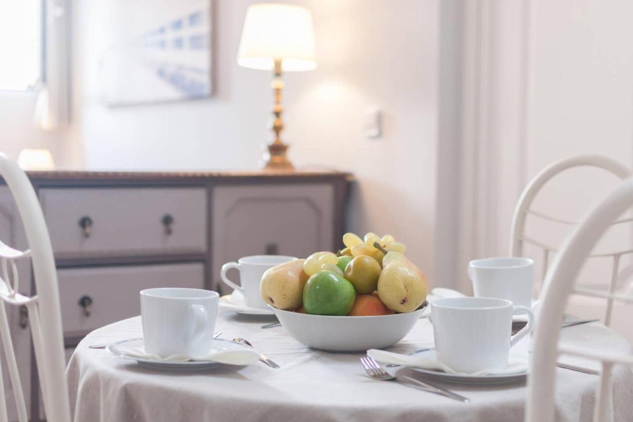 Cozy One-bedroom Penthhouse La Latina * Madri